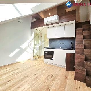 Prodej bytu 1+kk a garsoniéry 28 m² Praha, Studentská