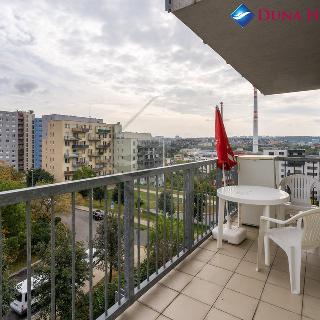 Prodej bytu 3+kk 69 m² Praha, V dolině