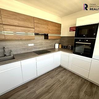Prodej bytu 2+1 61 m&sup2; Sokolov