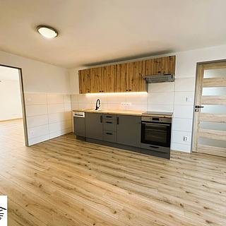 Pronájem bytu 3+1 120 m&sup2; Příbram