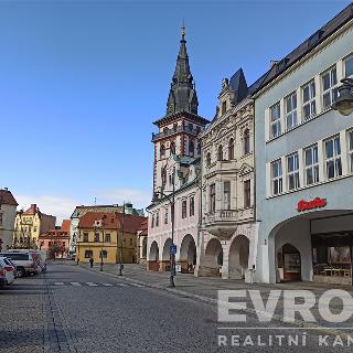 Prodej obchodu 956 m² Chomutov, náměstí 1. Máje