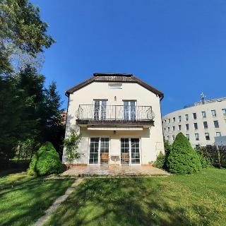 Prodej rodinného domu 170 m² Praha, Rotavská