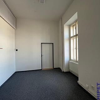 Pronájem kanceláře 20 m&sup2; Trutnov