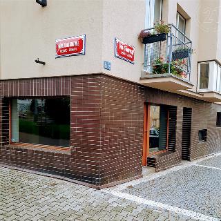 Pronájem obchodu 67 m² Praha, Na Dionysce