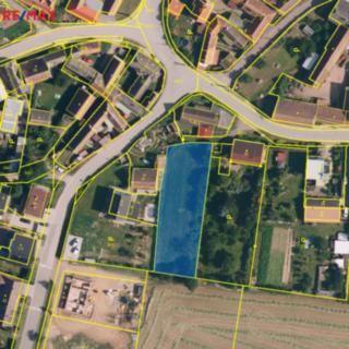Prodej stavební parcely 1 472 m² Dolní Lažany