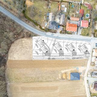 Prodej stavební parcely 3 987 m² Jinošov