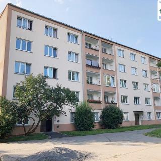 Pronájem bytu 1+1 36 m² Cheb, 17. listopadu