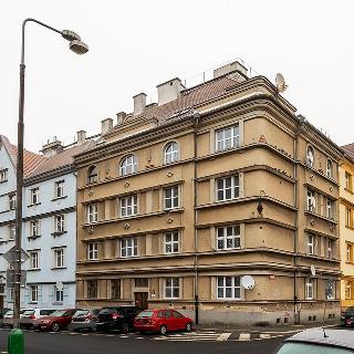 Prodej bytu 3+1 97 m² Cheb, Na Hradčanech