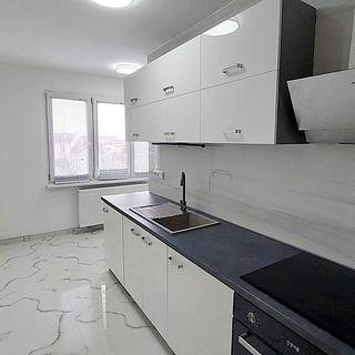 Pronájem bytu 3+1 74 m&sup2; Cheb