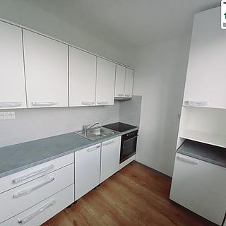 Pronájem bytu 2+1 54 m&sup2; Cheb