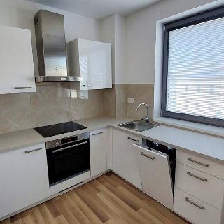 Pronájem bytu 2+kk 56 m² Františkovy Lázně, Nádražní