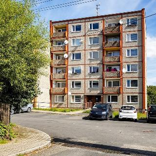 Prodej bytu 4+1 76 m² Plesná, Kostelní