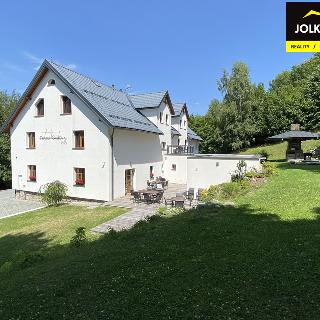 Prodej hotelu, penzionu 800 m² Šléglov