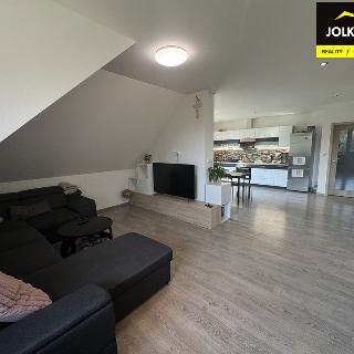 Pronájem bytu 3+kk 90 m² Opava, 