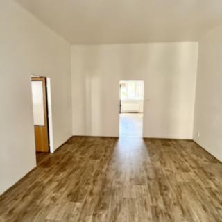 Pronájem bytu 3+1 120 m² Opava, Mírová