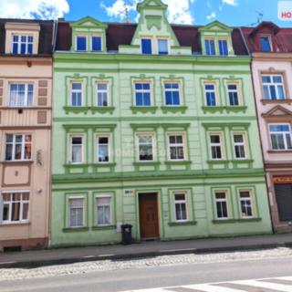 Prodej bytu 3+1 69 m² Karlovy Vary Dvory, Chebská