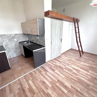 Prodej bytu 1+kk a garsoniéry 27 m² Praha, Sokolovská