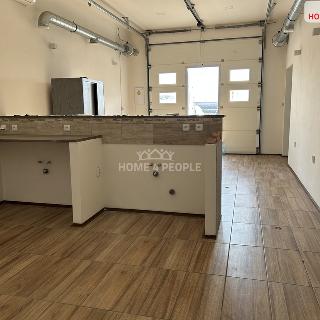 Pronájem obchodu 65 m² Rostoklaty, Nová Ves II