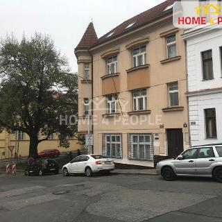 Pronájem skladu 35 m² Praha, Tůmova