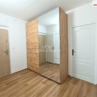 Pronájem bytu 2+1 67 m² Karlovy Vary, Gagarinova