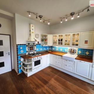 Prodej bytu 2+1 76 m² Praha