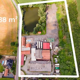 Prodej stavební parcely 23 788 m² Všetaty, Mělnická