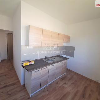 Pronájem bytu 3+1 66 m² Nová Ves, Nová Ves