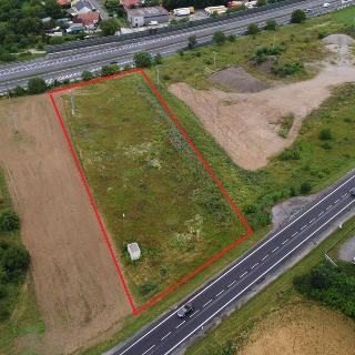 Prodej komerčního pozemku 6 483 m² Troubsko