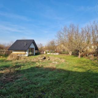 Prodej stavební parcely 784 m² Čebín