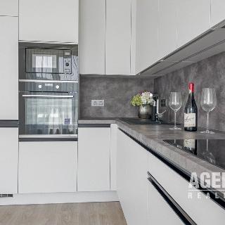 Prodej bytu 3+kk 71 m² Beroun, Nepilova