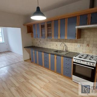 Pronájem bytu 3+1 77 m² Český Těšín, Štefánikova