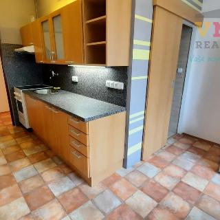 Pronájem bytu 2+1 60 m² Prostějov, Tylova