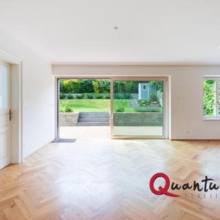 Pronájem rodinného domu 320 m² Praha