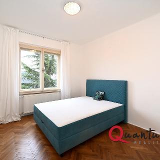 Pronájem bytu 4+1 91 m² Praha, Oválová