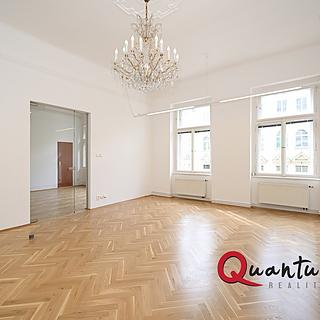 Pronájem kanceláře 146 m&sup2; Praha