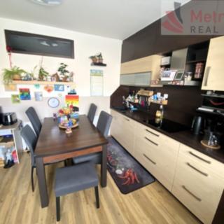 Prodej bytu 3+1 84 m² Hradec Králové, 