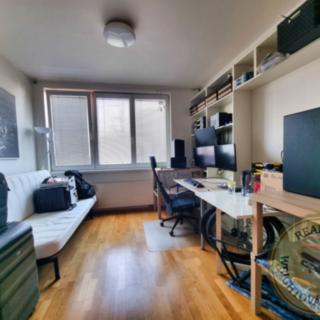 Prodej bytu 1+kk a garsoniéry 25 m² Praha Stodůlky, Tlumačovská