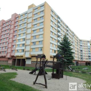 Prodej bytu 2+1 62 m² Chomutov, Bezručova