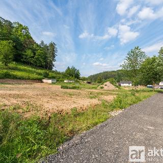 Prodej stavební parcely 1524 m² Medonosy