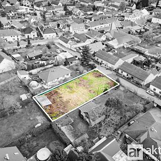 Prodej stavební parcely 927 m&sup2; Libiš