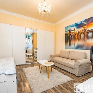 Pronájem bytu 2+kk 45 m² Praha, Krčská