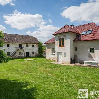 Prodej rodinného domu 860 m² Stránka, 