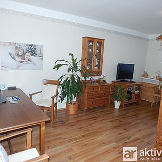 Prodej bytu 2+1 60 m&sup2; Chomutov