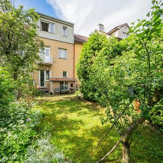 Prodej rodinného domu 180 m² Praha, Chrastavská