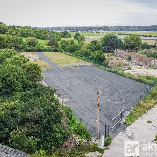 Pronájem komerčního pozemku 2 124 m² Mělník, 