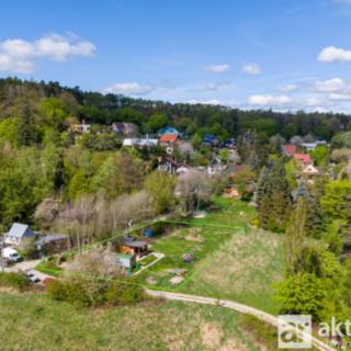 Prodej stavební parcely 1418 m² Černolice