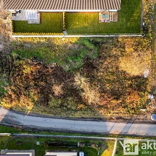 Prodej stavební parcely 852 m² Mělník, 