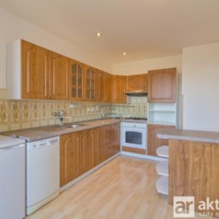 Pronájem bytu 3+1 80 m² Mělník, Dykova