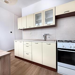 Pronájem bytu 2+1 52 m&sup2; Duchcov