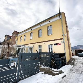 Pronájem bytu 3+1 80 m² Háj u Duchcova, Kubátova